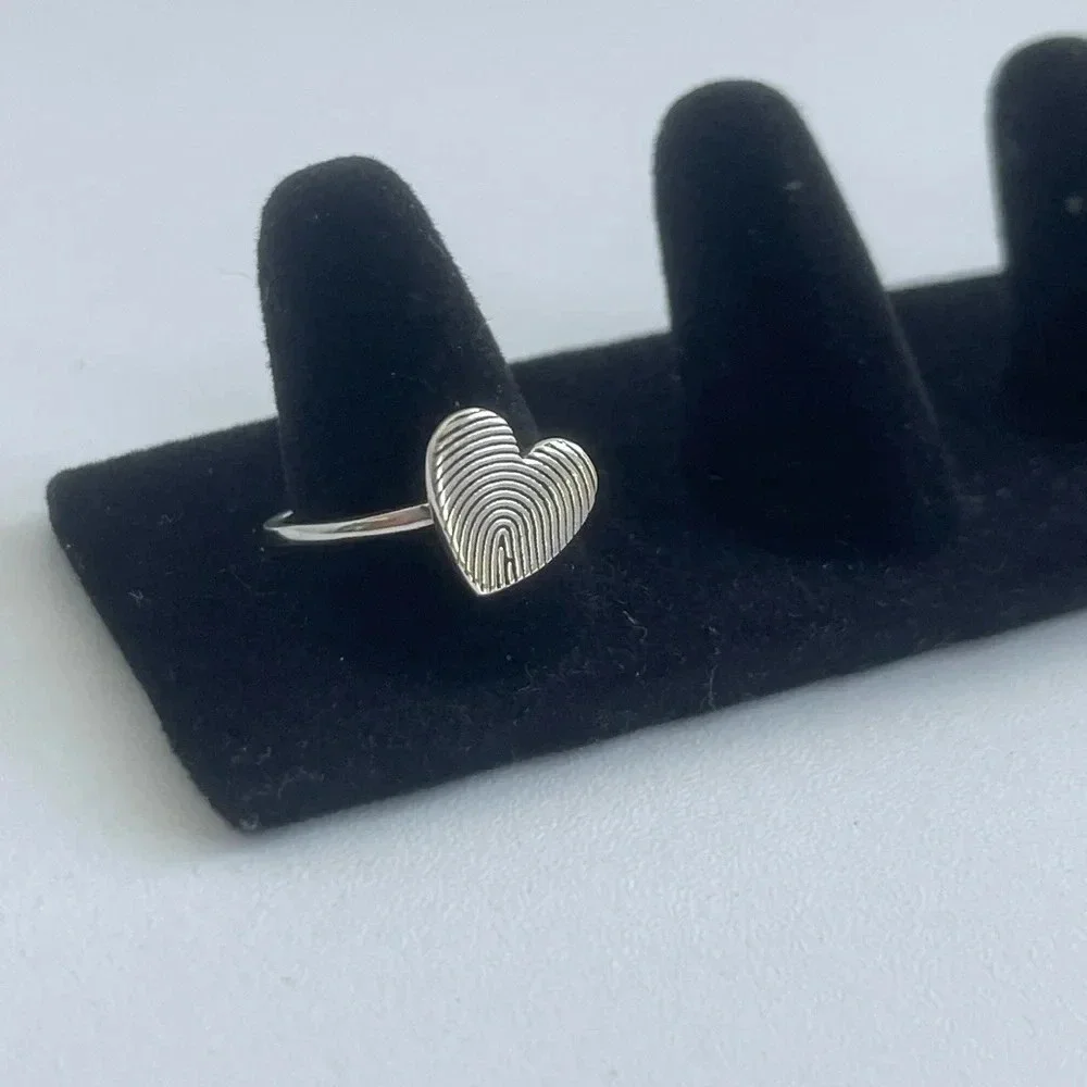 925  Sterling Silver Fingerprint Heart Ring – Size 10